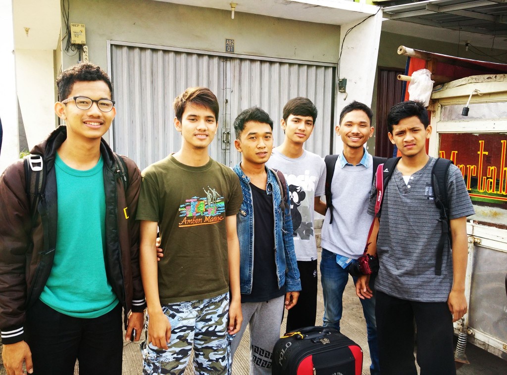 12620543_1061259890591818_1652112617_o