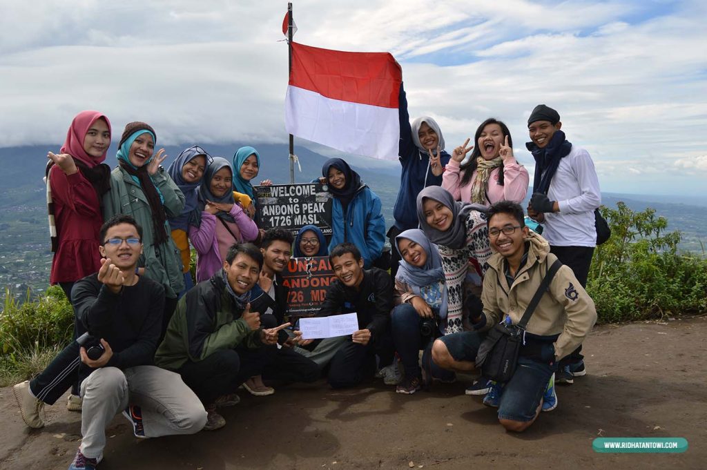 foto-puncak-gunung-andong